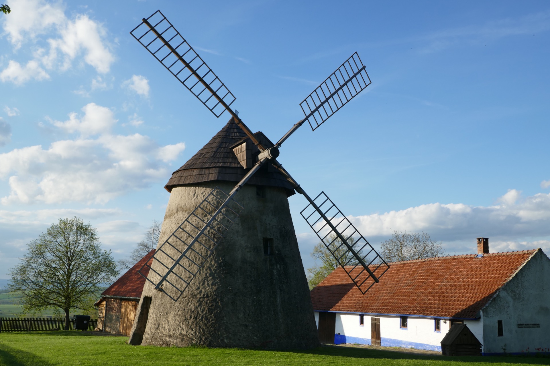 znáte z kalendáře