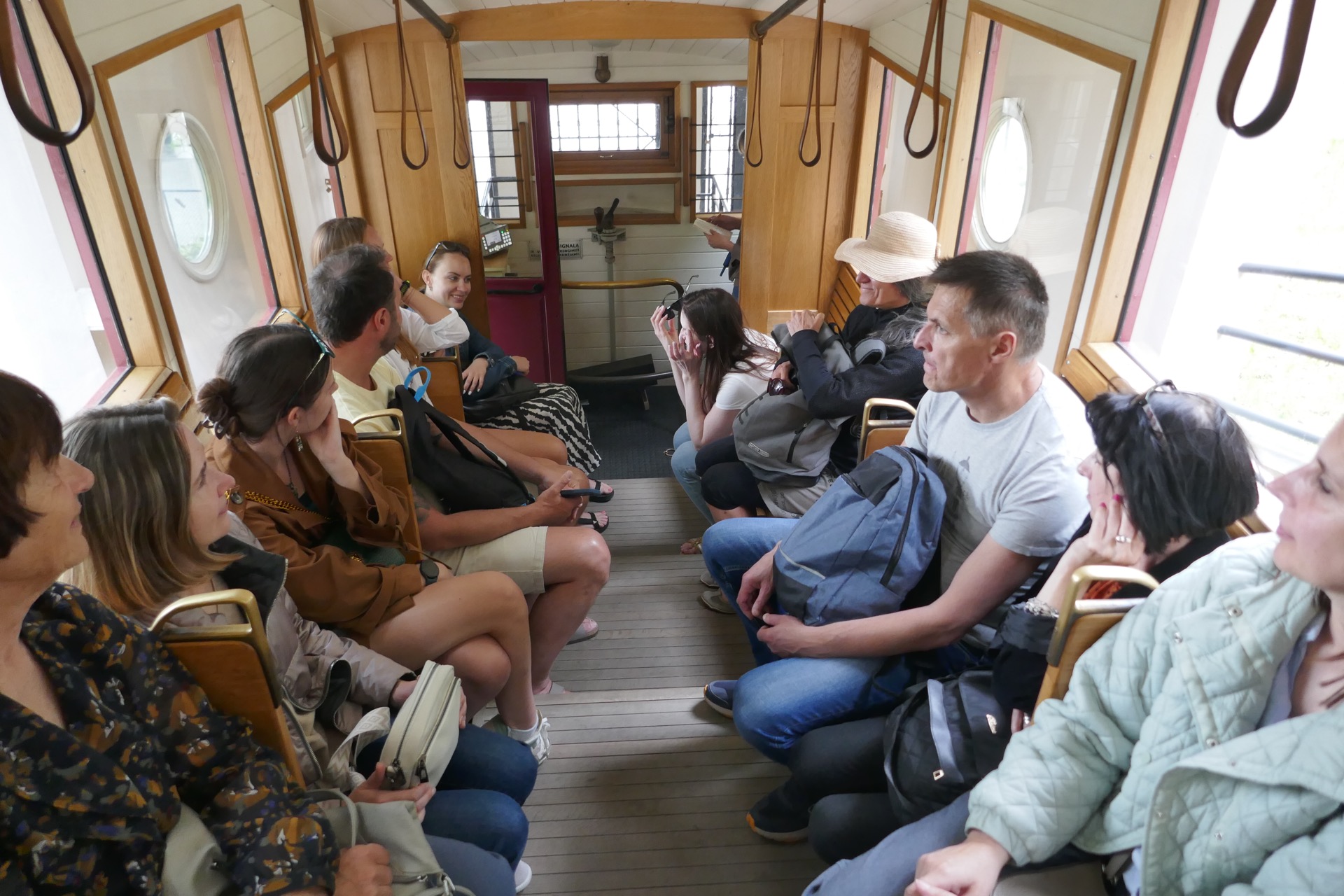 historickou lanovkou nahoru