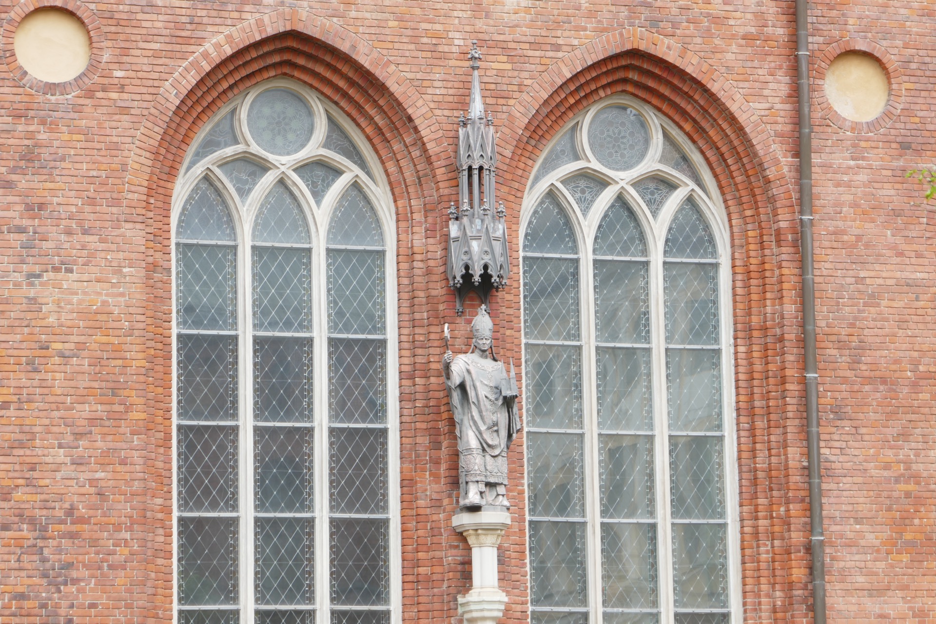 biskup Buxthoeveden venku