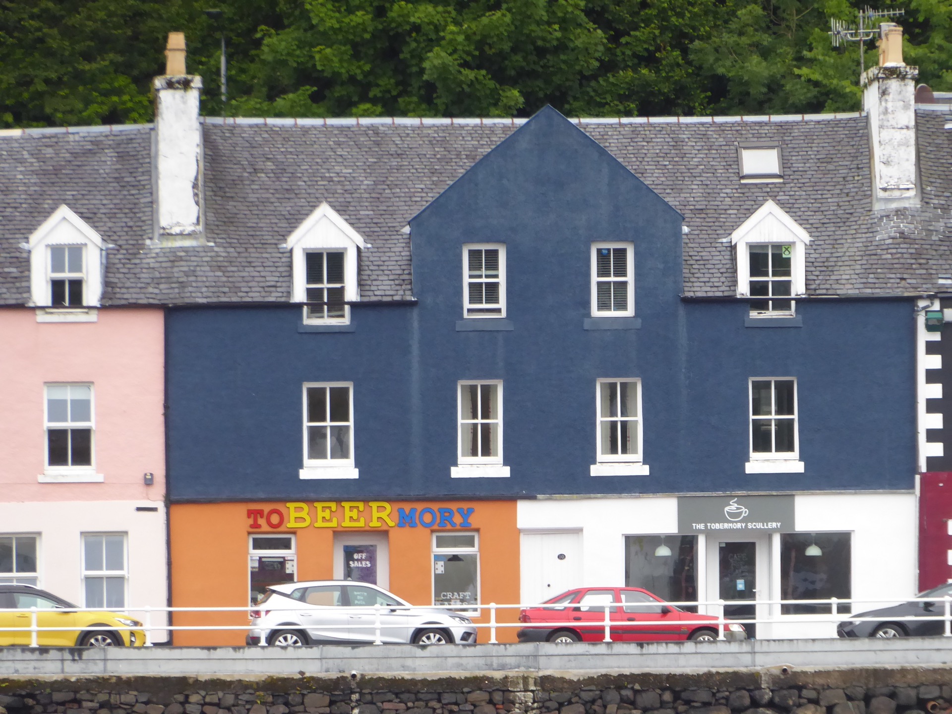 minipivovárek v bývalém obchodě