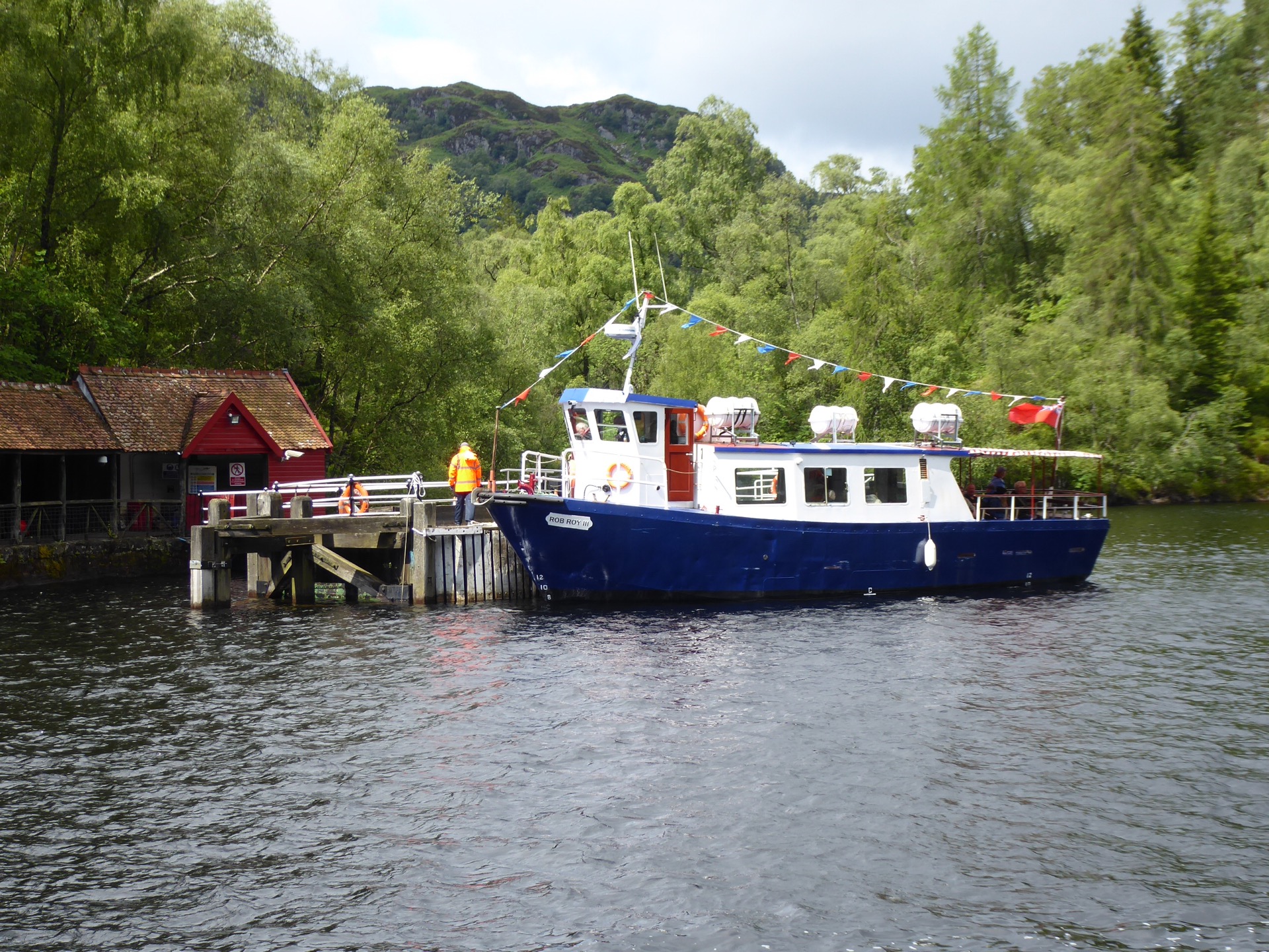 náhrada za parník Sir Walter Scott na Loch Katrine
