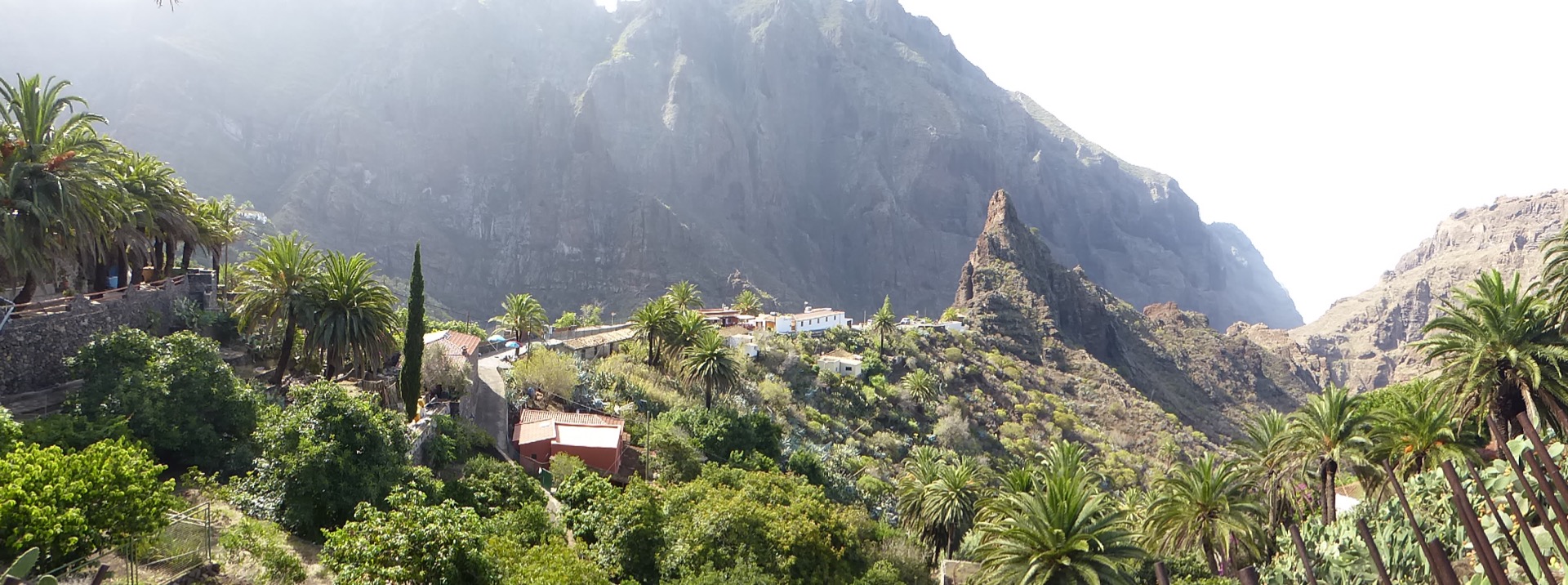 tudy se jde do soutěsky