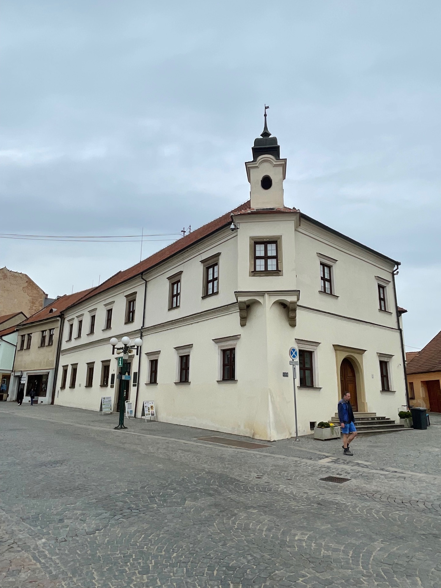 Muchův památník